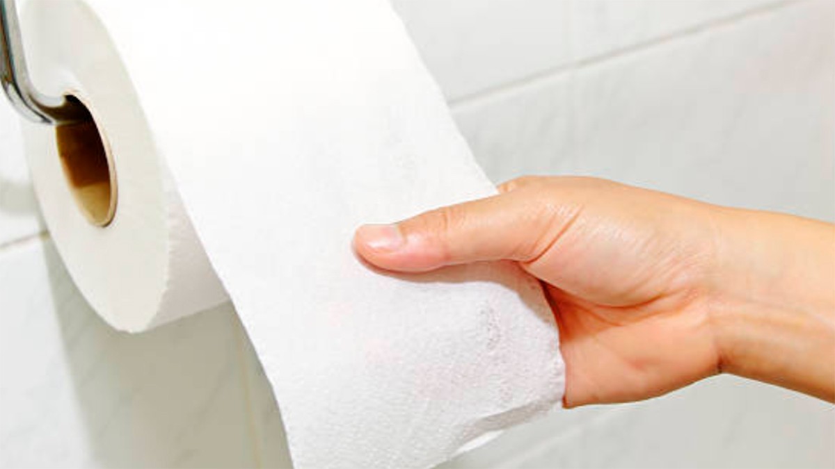 ¡No lo tires así! Profeco revela dónde debes desechar el papel higiénico