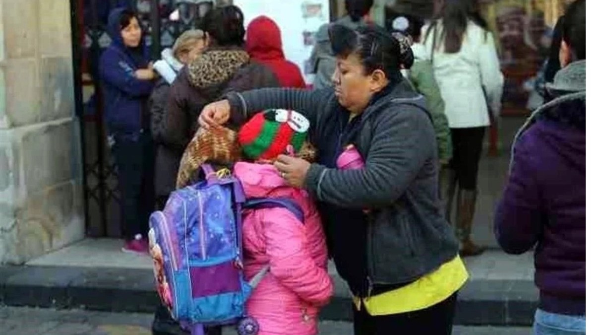 ¡Helado regreso! Así estará el clima este lunes de vuelta a clases y de luna llena en León