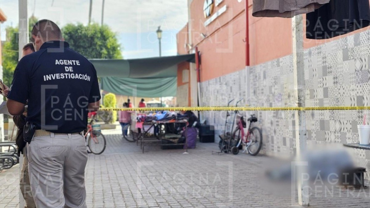 “Era un joven alegre“ ‘El Güero’ se cobijó y murió afuera del mercado de San Miguel