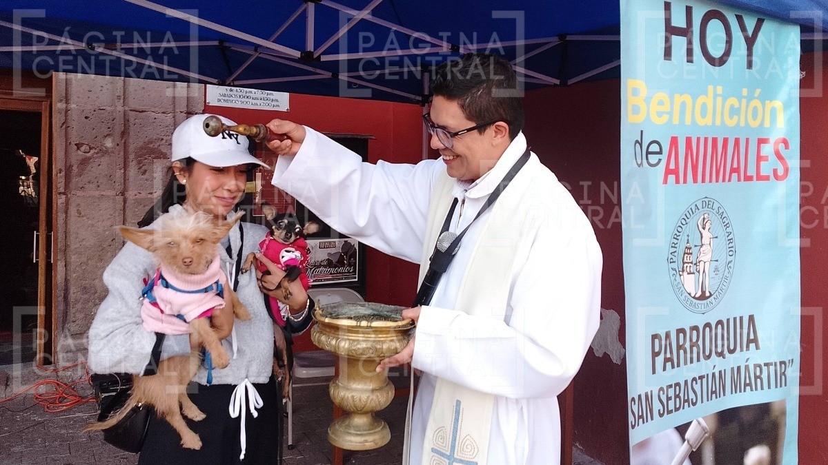 Leoneses acuden a bendecir a sus mascotas ¿ya llevaste a la tuya?