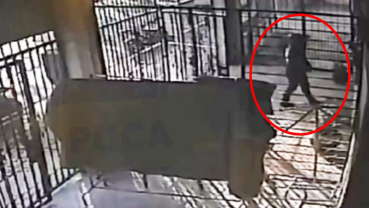 VIDEO Asesinan a balazos a ex fiscal regional y a un empresario en un restaurante