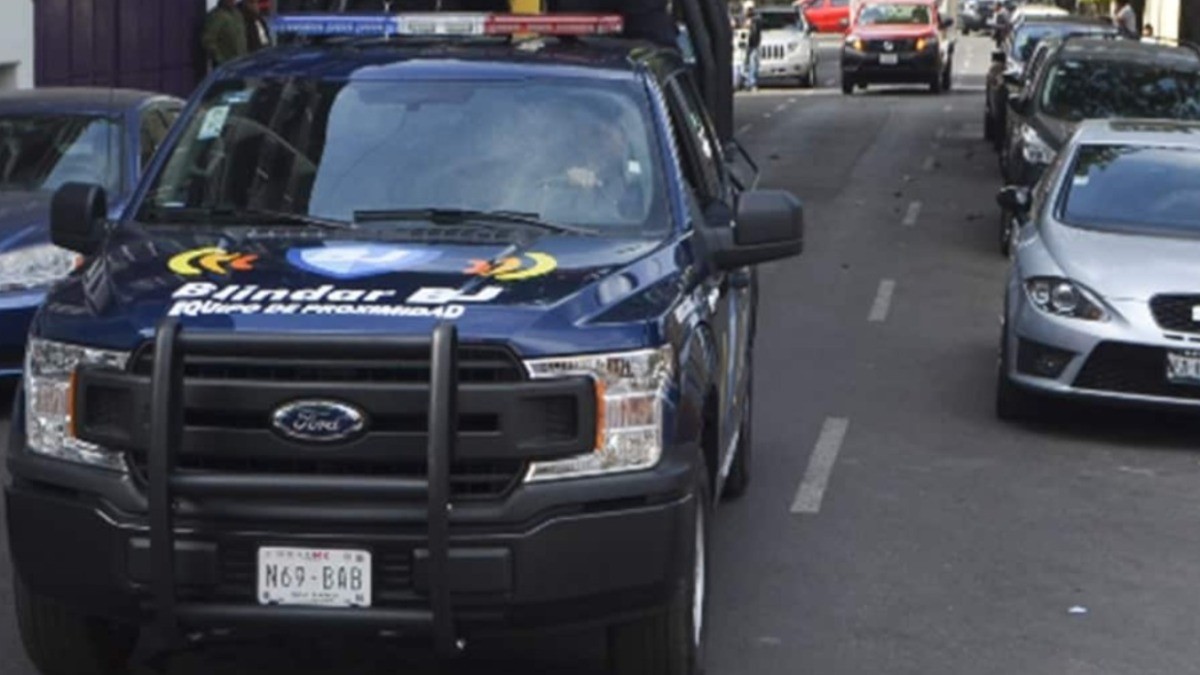 Hombre finge ser repartidor para entrar a casa y disparar contra víctima