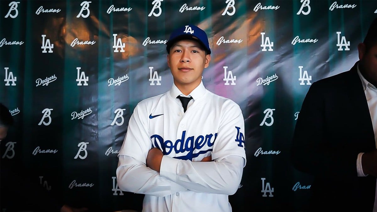 ¡Histórico! Bryan Lara es traspasado de Bravos de León a Los Dodgers