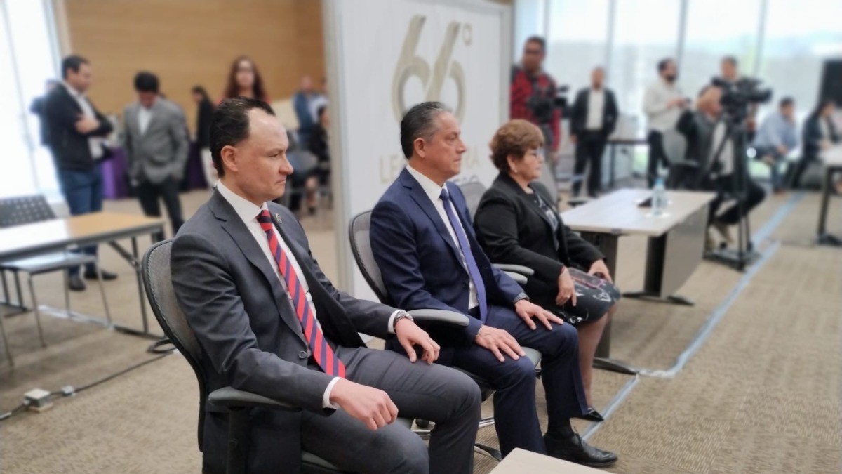 Comparecen aspirantes a la titularidad de la Fiscalía General del Estado