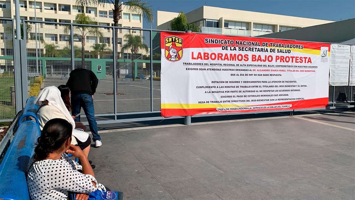 IMSS Bienestar convoca a mesa de trabajo tras manifestación en los HRAE