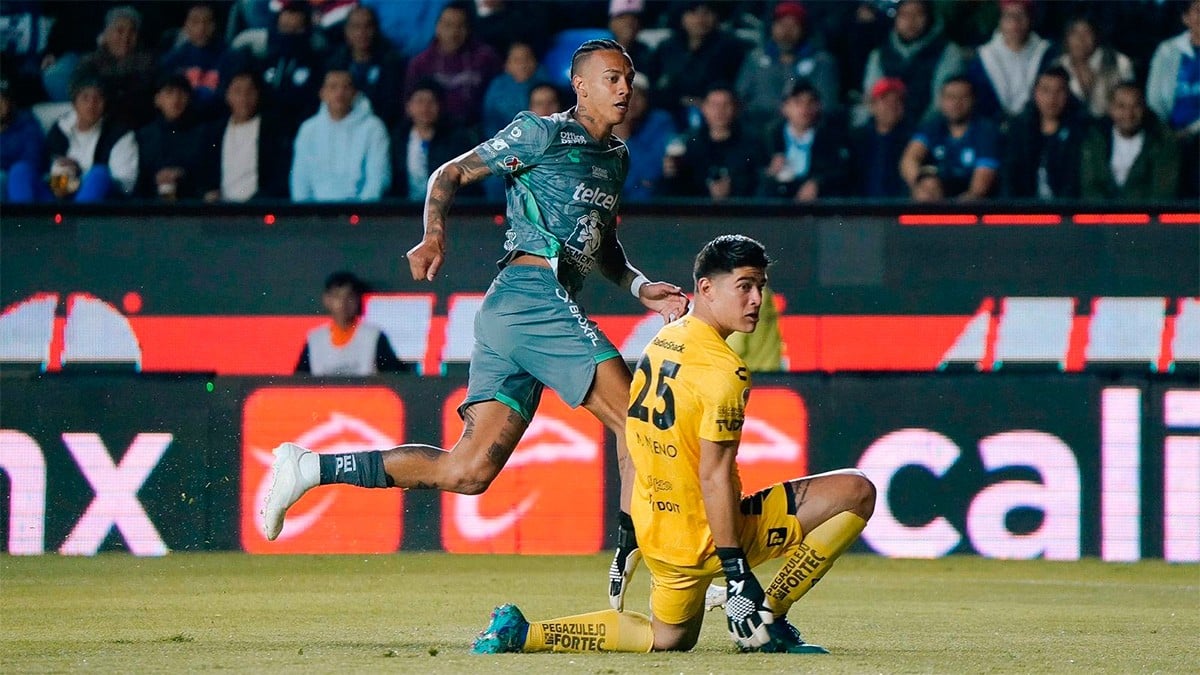 ¡Paso perfecto! León sufre, pero gana en Pachuca y es líder del torneo