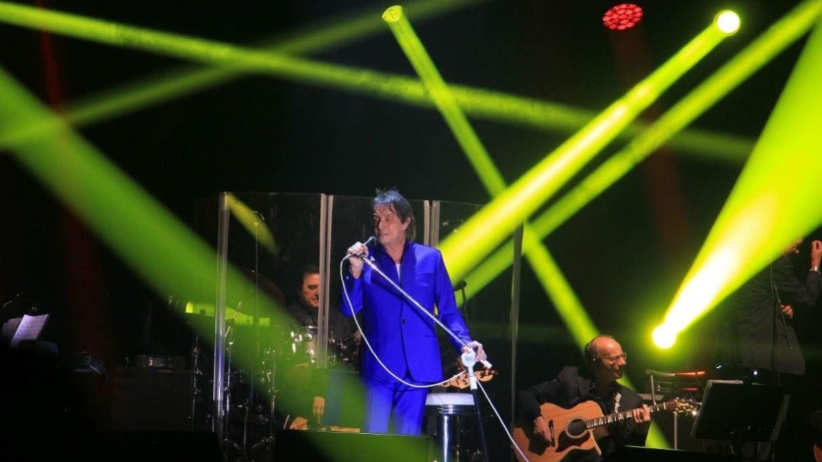 ¡Roberto Carlos regresa a León! Inicia venta de boletos para su concierto en Poliforum