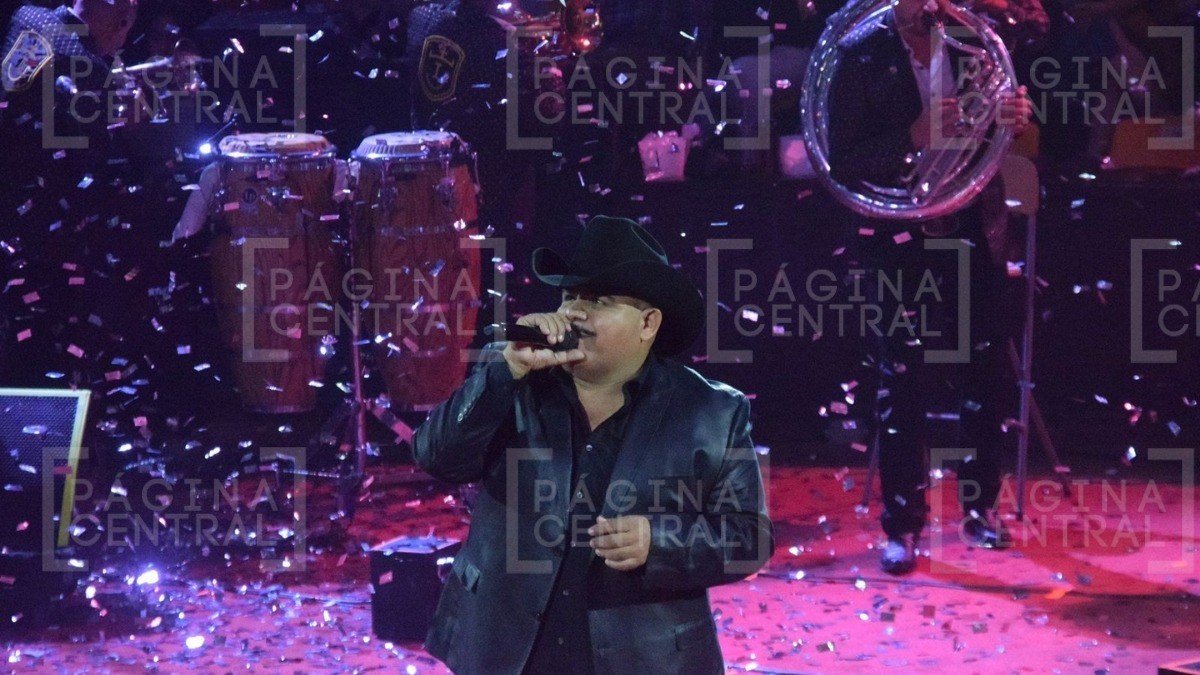 Chuy Lizárraga cierra con su tradicional fiesta el Palenque de la Feria de León 2025