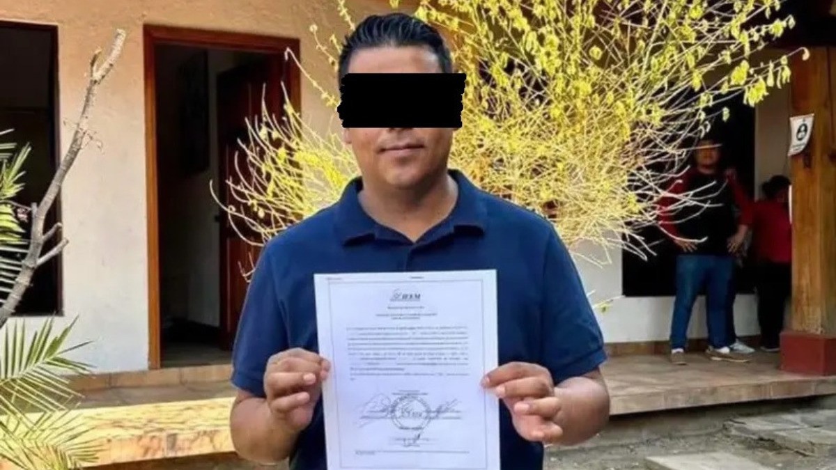 Detienen a alcalde que se fugó en toma de protesta, ¿de qué lo acusan?