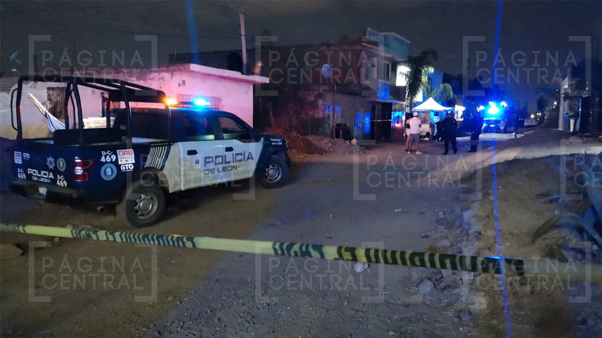 Balean a una niña de 6 años y a un adulto en ataque contra una tienda en Lomas de Medina