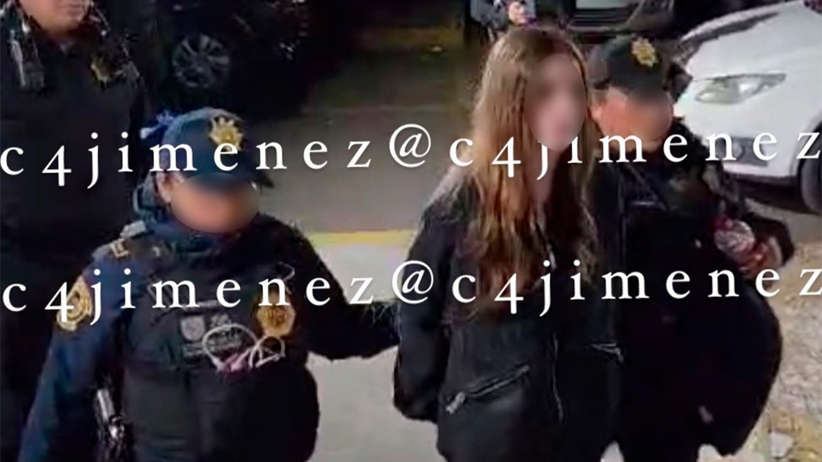 Vinculan a proceso a influencer que atacó a una joven modelo; ¿de qué delito se le acusa?