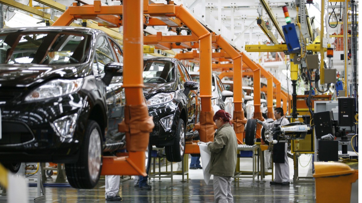 Sufriría industria automotriz más por aranceles