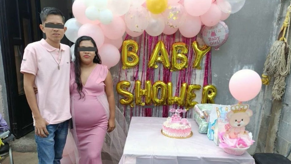 ¡Con todo y baby shower! Joven fingió embarazo y después denunció el robo de su bebé