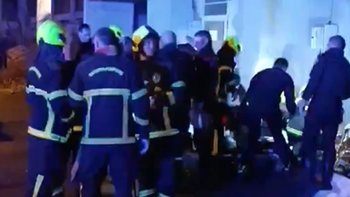 Personas convivían en un bar cuando un hombre les lanzó una granada; hay 15 heridos