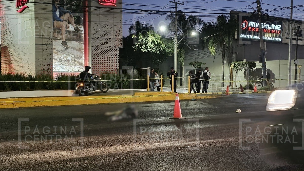Abuelito murió en bulevar Aeropuerto cuando auto ‘fantasma’ lo atropelló frente a Outlets