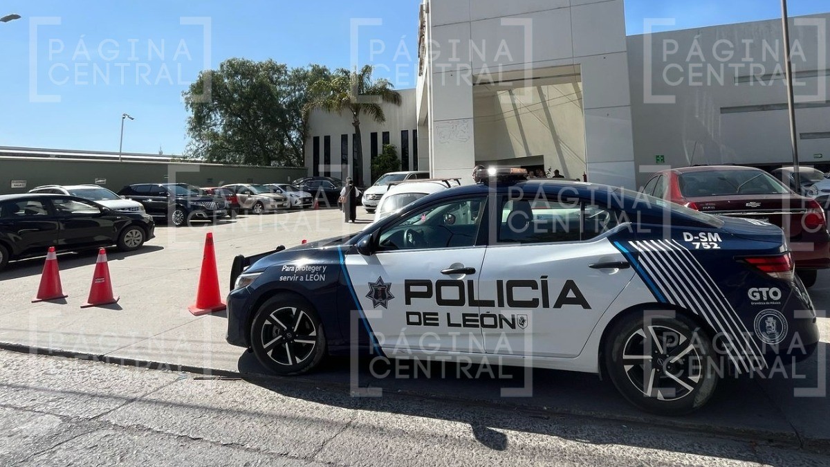 Familia leonesa depositaría cenizas de su mamá con las del papá, ¡pero nicho estaba vacío!