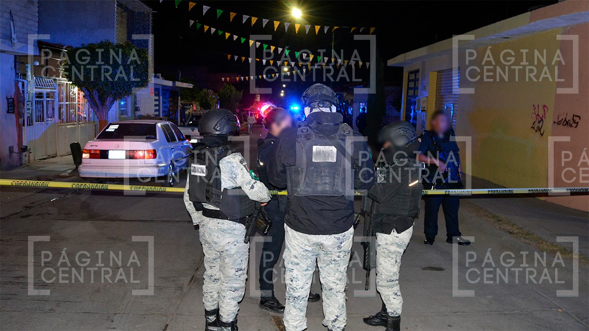 Hombres en moto abren fuego contra una casa; una persona fue alcanzada por las balas