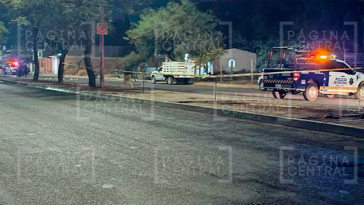 ¡Ataque en velorio! Hombres armados arremeten contra dolientes, hay al menos un muerto