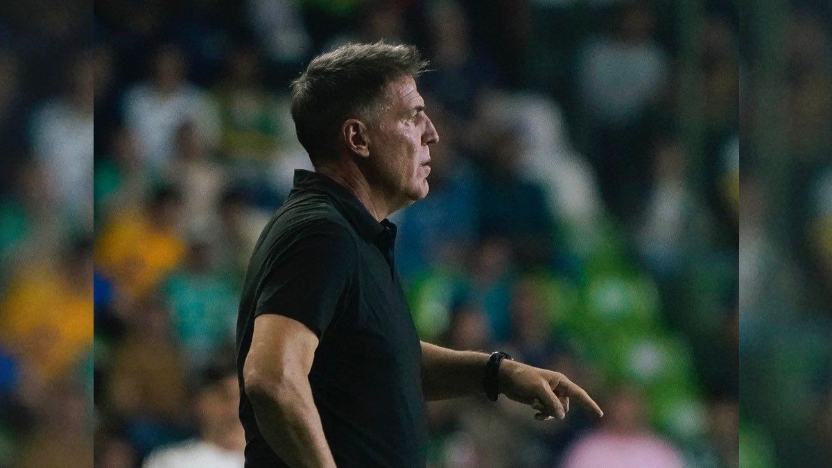 ¡Tranquilos! “Aún no hemos hecho nada”: Eduardo Berizzo sobre invicto del León