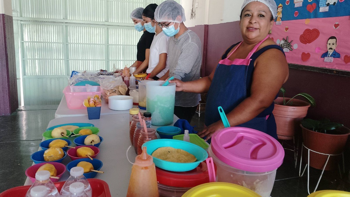 ¡Vive saludable! Arranca en marzo plan para prohibir venta de comida chatarra en escuelas