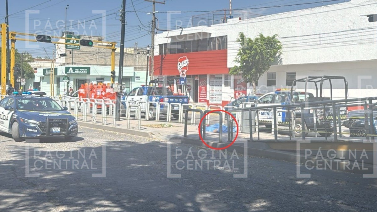 Abuelito sufre convulsión en paradero de la T21 y cuando llegó la ayuda ya había muerto
