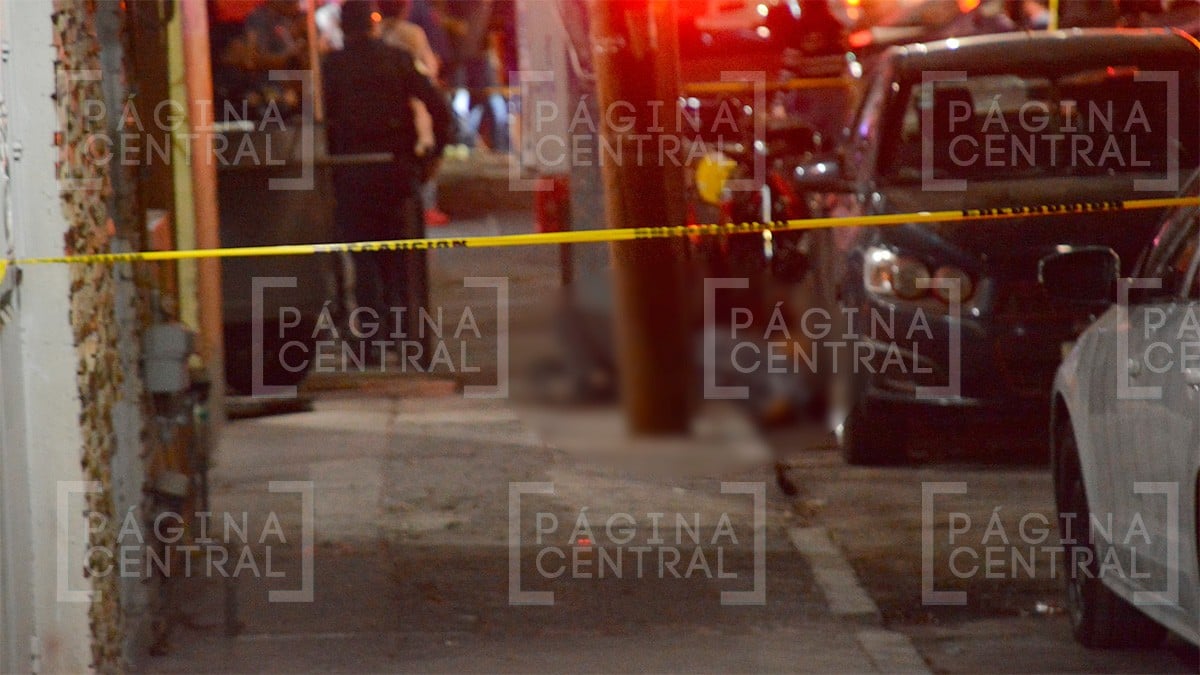 Balean y matan a un hombre frente a clientes de un puesto de tacos en El Retiro