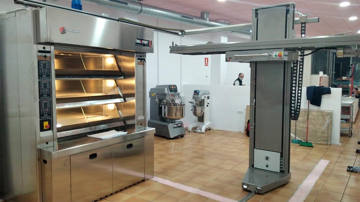 Llegaron a trabajar y encontraron un cuerpo dentro del horno del restaurante