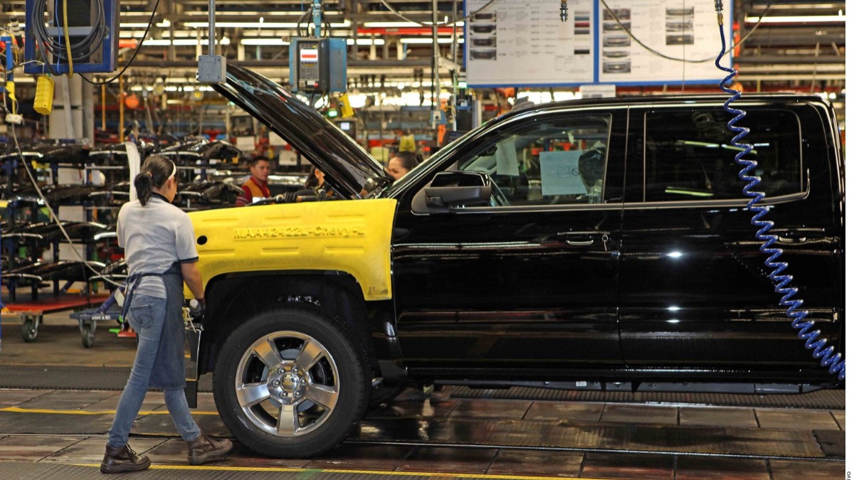 Preocupa a sindicatos el empleo automotriz