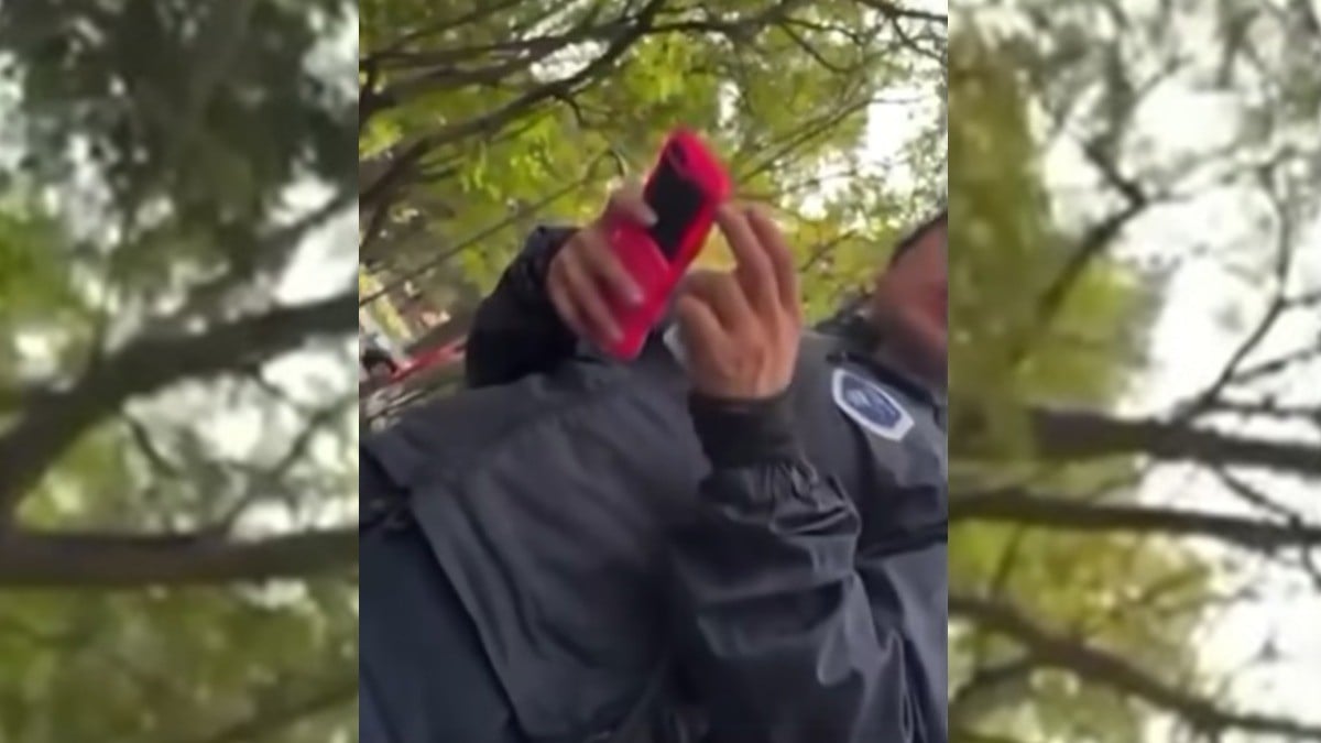 VIDEO ¡Los cachan en la movida! Captan a tránsitos al cobrar 'mordida' a conductora