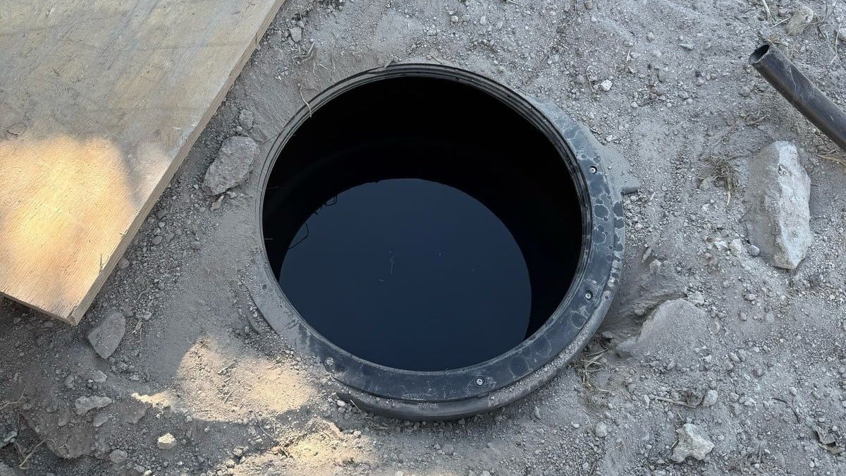 ¡Más de 10 mil litros de 'huachicol'! Catean terreno y encuentran cisterna enterrada