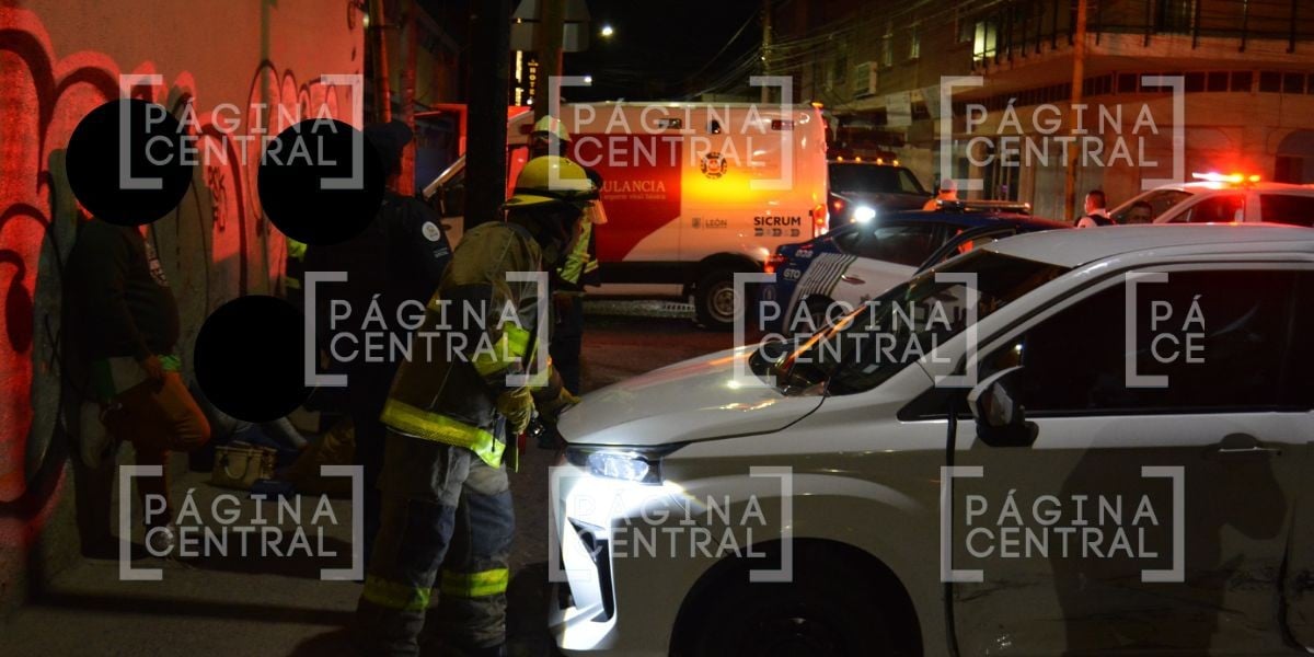 VIDEO Choque termina en aparatosa volcadura en plena Zona Centro