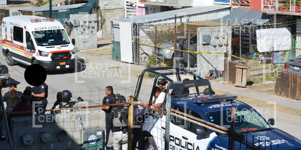 VIDEO Riña vecinal termina en tragedia: Hombre dispara arma contra pareja; muere uno