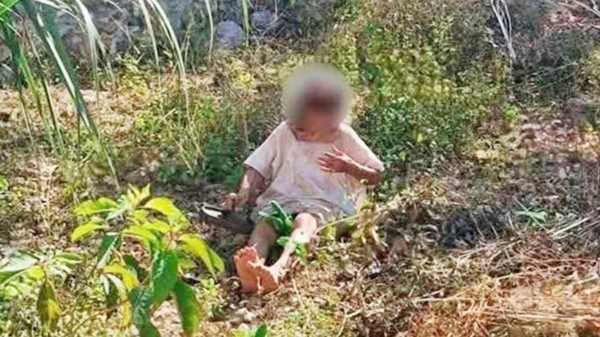 ¡Indignante! Abandonan a ancianita en lote baldío, sospechan que fueron sus hijos