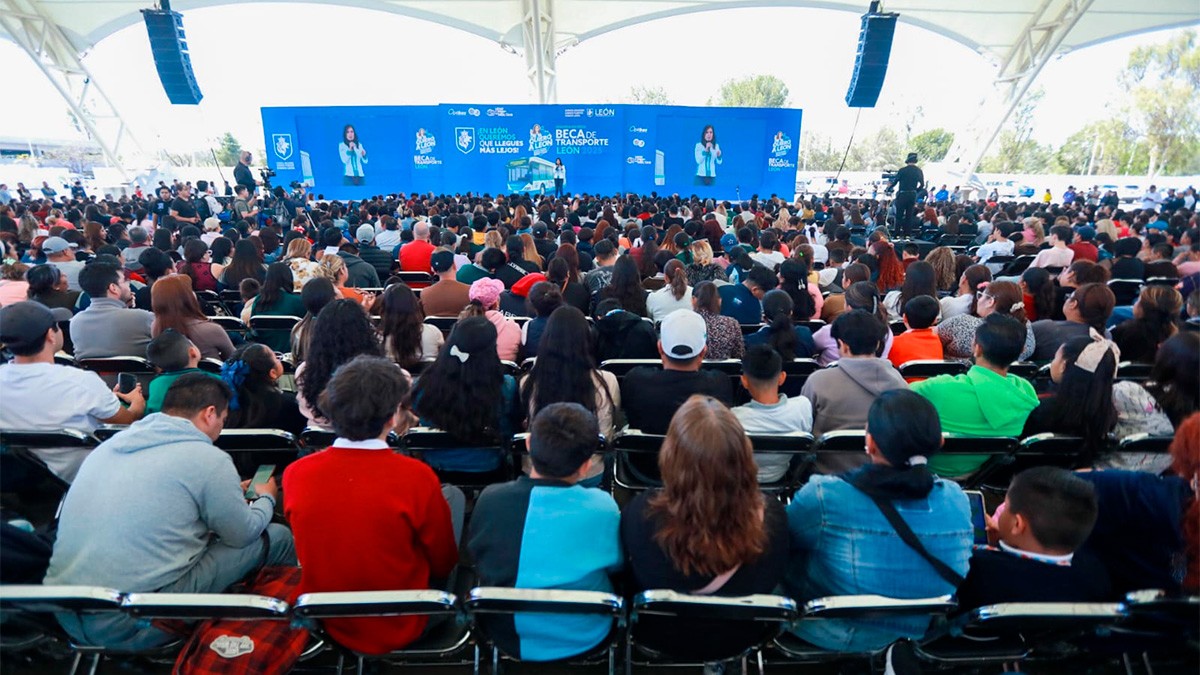 “Voy a poder ayudar a mi mamá” Beneficiados agradecen las Becas de Transporte