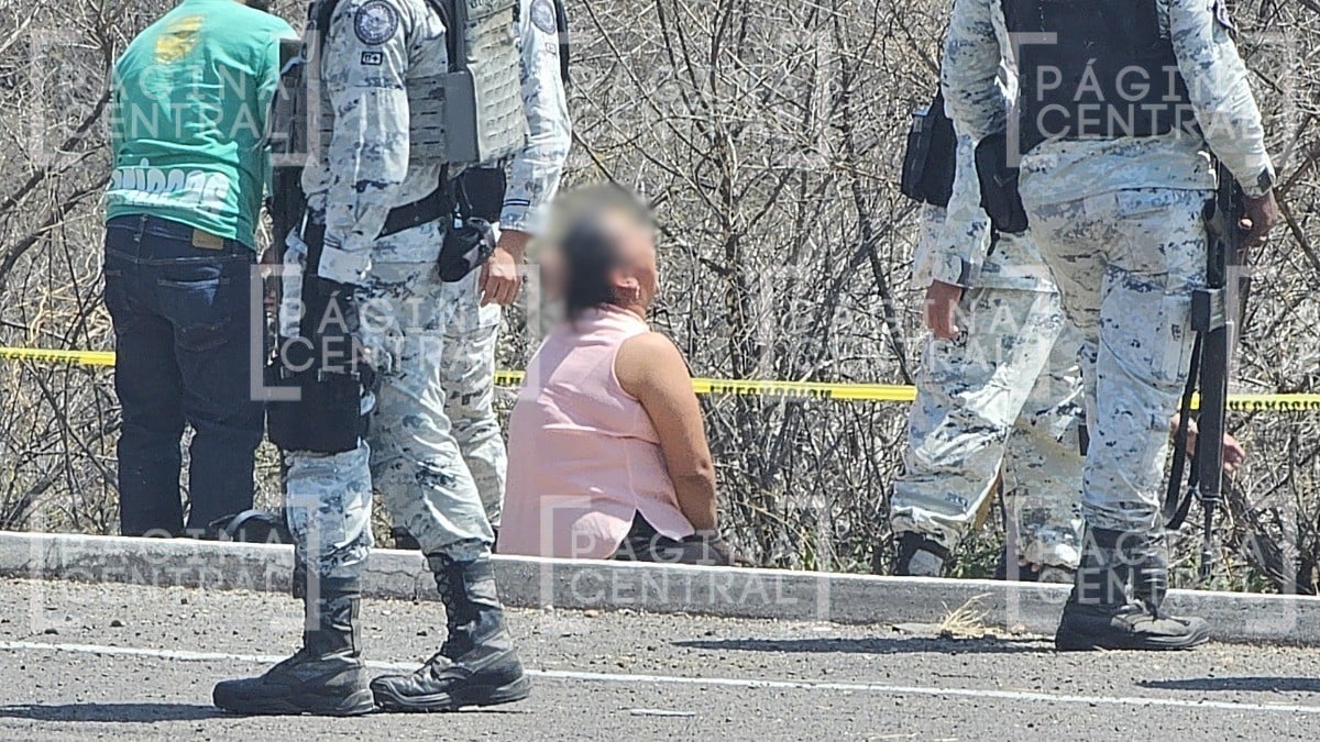 “¡Esa es mi niña, todo por ese p…viaje!“ Familiares de estudiantes de UG reconocen cuerpos