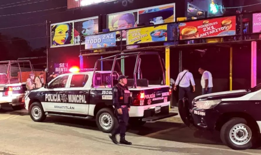 ¡Mató a extorsionadores! Dueño arrolla a delincuentes tras ataque