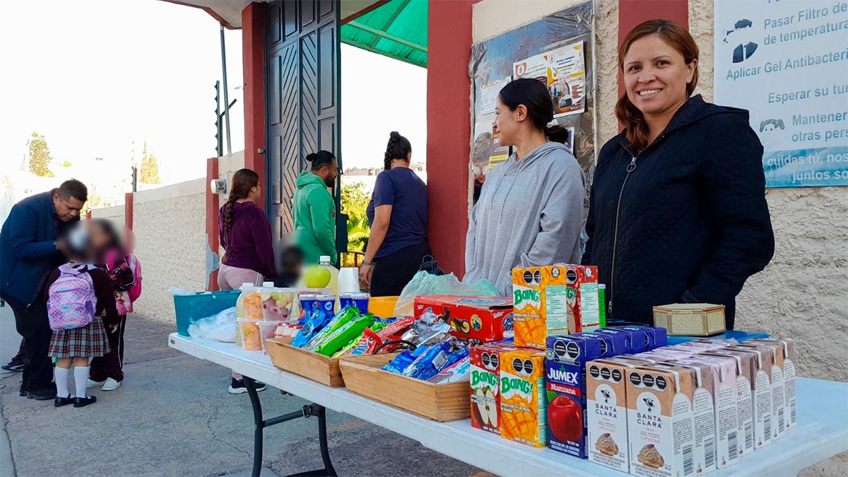 Adiós a la comida chatarra en escuelas: ¿cómo afecta a estudiantes, mamás y comercios?