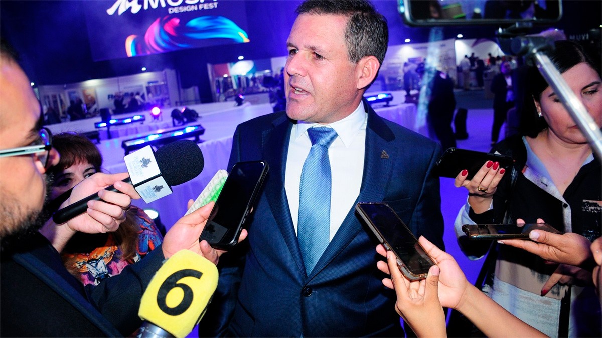 “Extrañaré mucho el cargo“ Mauricio Battaglia cede batuta del CICEG a Juan Carlos Cashat