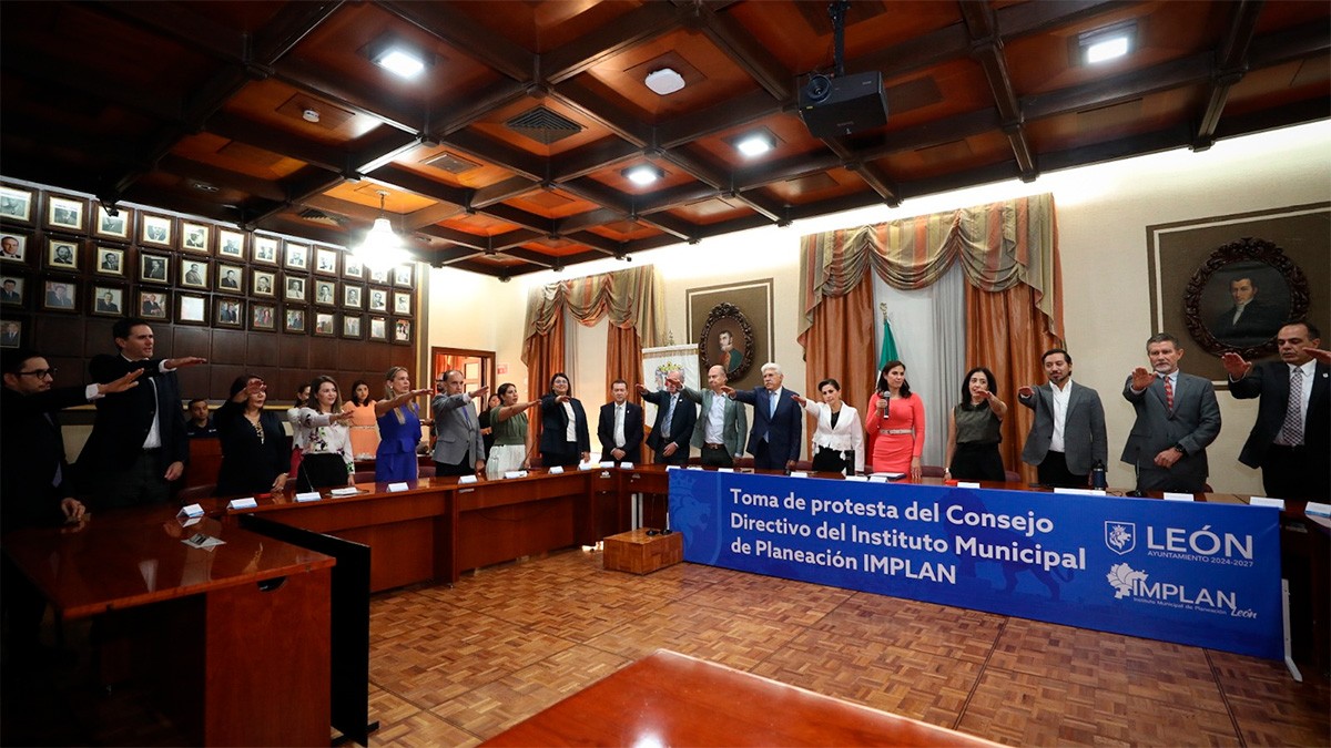 Luis Ernesto Ayala Torres asume la presidencia del Implan en León