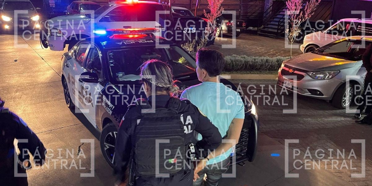 ¡Perdió un ojo! Hombre reclama por canción en bar y mujer le rompe botella