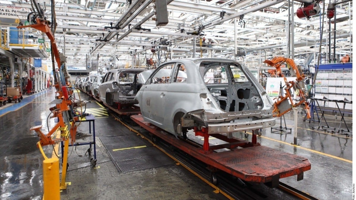 Buscan automotrices exportar vía T-MEC