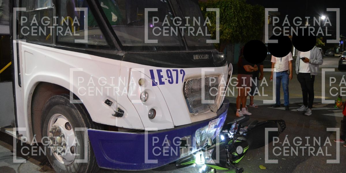 ¡Trágico accidente! ‘Bikers’ se estampan contra camión al ir en sentido contrario 