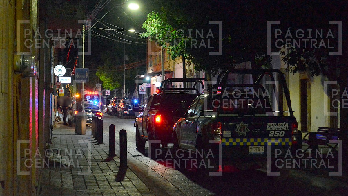 “A su mamá intentó prenderle fuego” José le pega a su papá e intenta acuchillar a policía