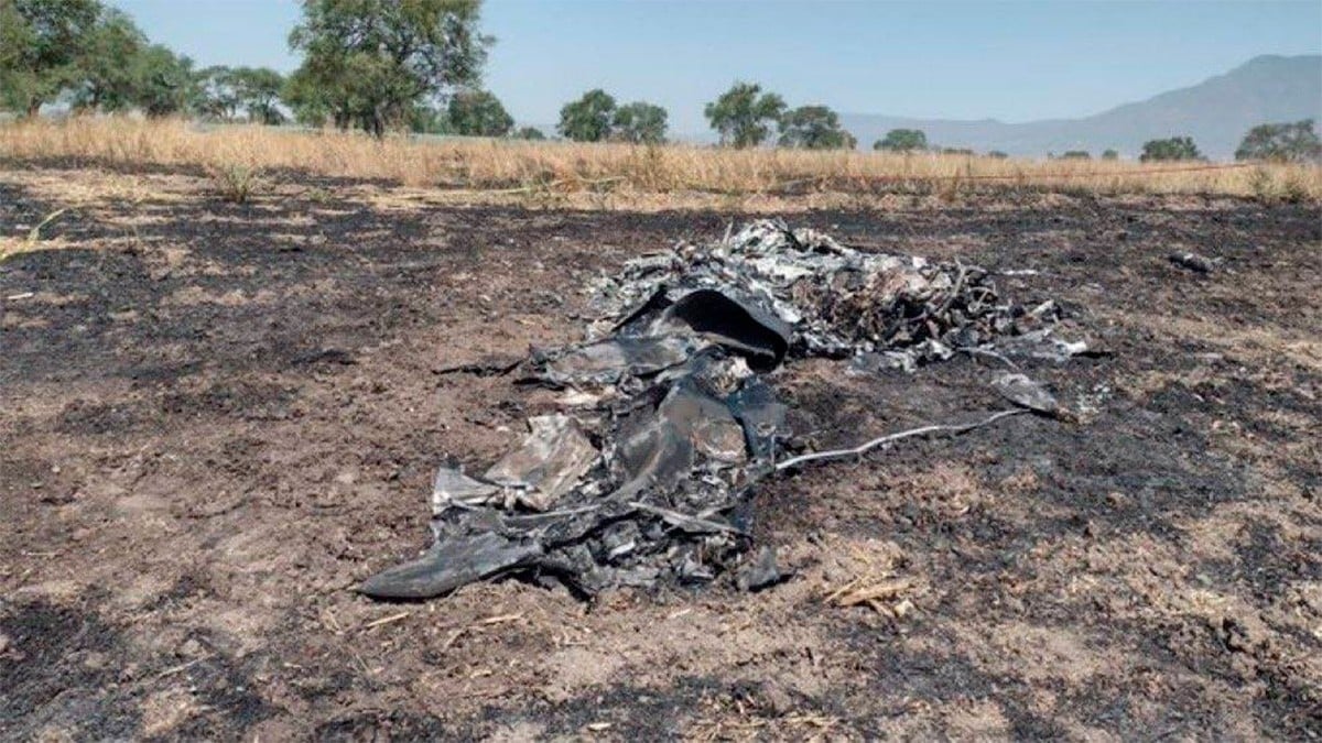 Mueren dos oficiales de la Fuerza Aérea Mexicana tras caída de aeronave de entrenamiento