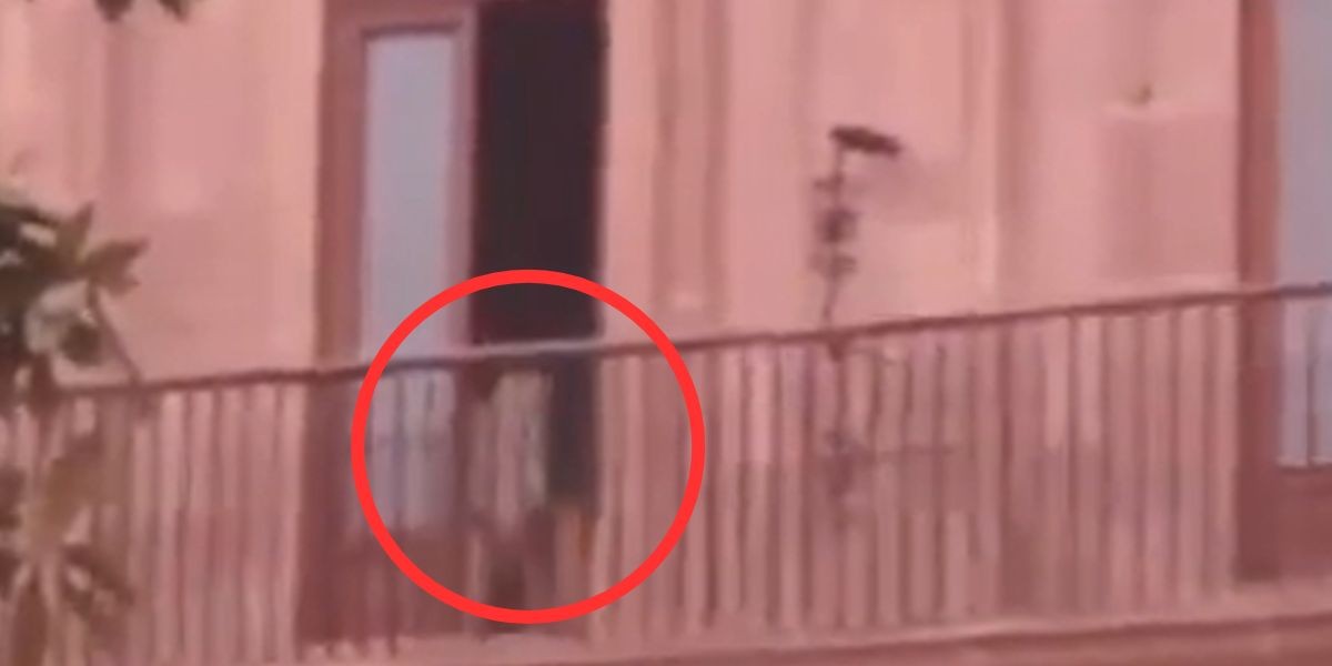 VIDEO ¿Fantasma? Captan a mujer sin ropa en Palacio de Gobierno
