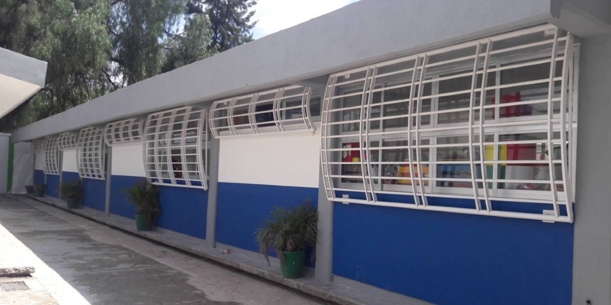 De vacaciones, casi medio millón de estudiantes en León, ¿quién cuidará las escuelas?