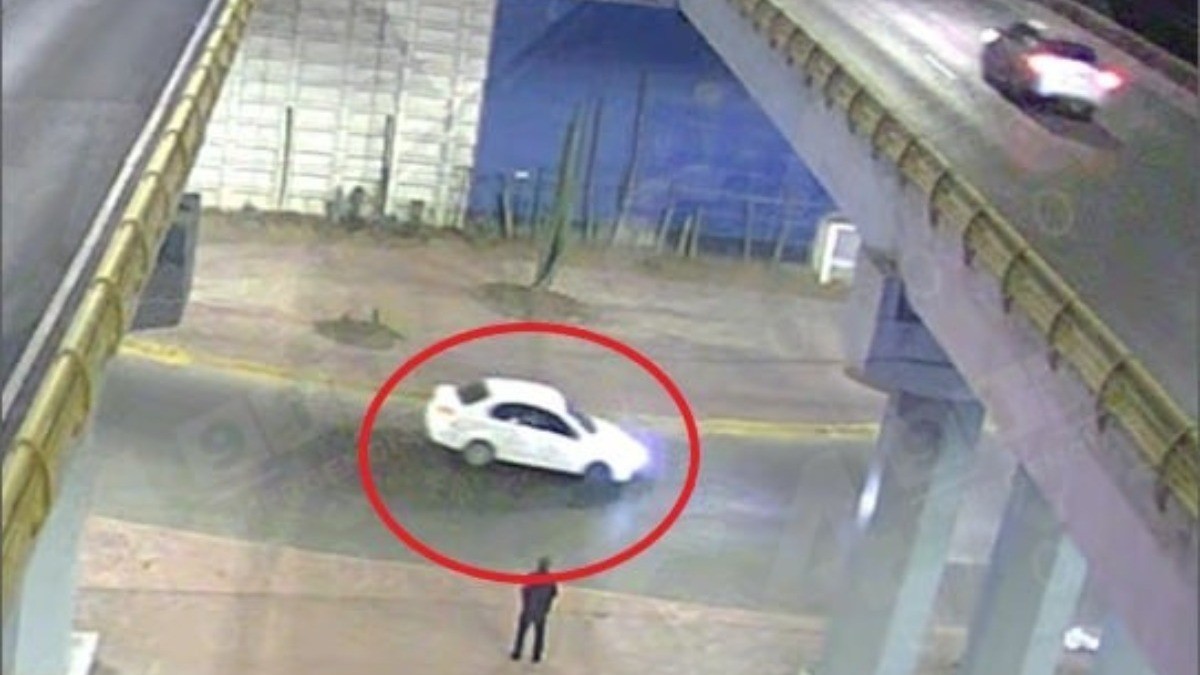 Amanece León con lonas con mensajes criminales y detienen a cuatro