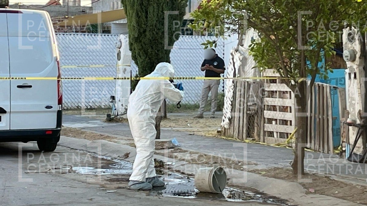¡Estaba hincada! Familiares fueron a casa de María porque no contestaba y la hallan muerta