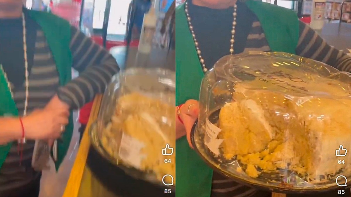 VIDEO Intentó devolver un pastel vencido que no vendió… y explotó cuando le dijeron que no
