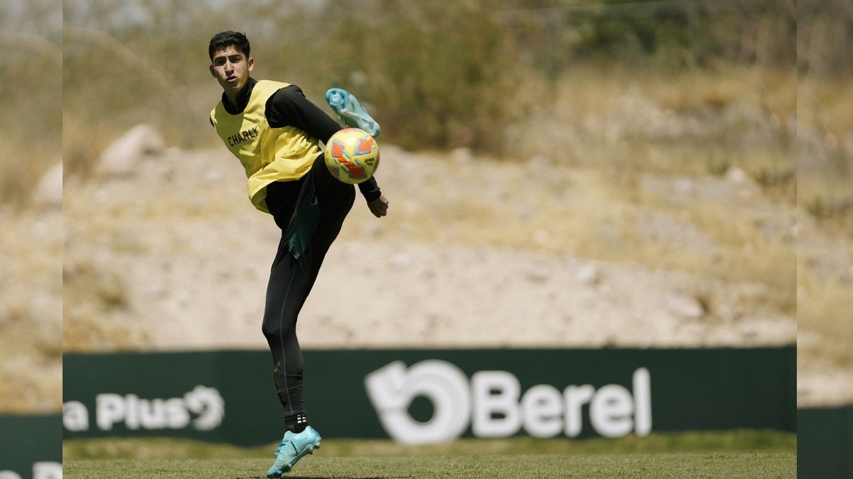“Pega en la confianza, pero hay que recuperarse”: Tadeo Estrada tras perder titularidad